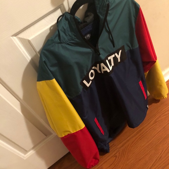 Jackets , hoodie , dresss , crop top - Picture 4 of 9